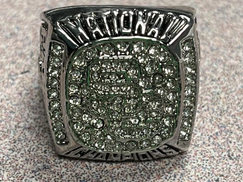 2004 USC TROJANS COMMEMORATIVE CHAMPIONSHIP RING SIZE 11 Cover