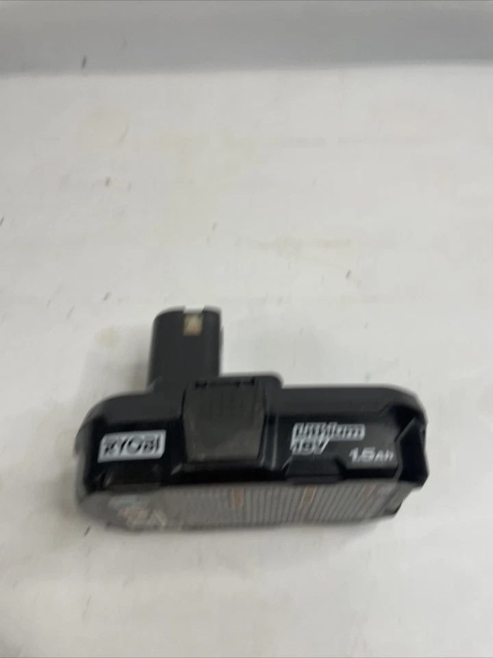 Batería de iones de litio Ryobi One+ P189 18V - 1,5 Ah. Envío gratis Foto 1 de 4