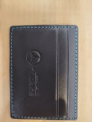 TARJETERO MERCEDES BENZ PATRONAS F1 CUERO Foto 1 de 4