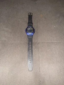 Casio W213, Chronograph Watch, Black Resin Band, 5 Alarm, RUNNING. - Picture 1 of 3