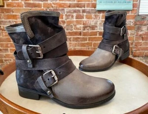 Miz Mooz NYC Grey Camo Leather Savvy Moto Buckle Ankle Boots 36 5.5-6 New - Picture 1 of 5