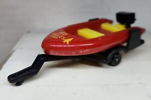 Matchbox  Inflatable Boat & Trailer RED VALLEY CAMP   1984/China/LOOSE  