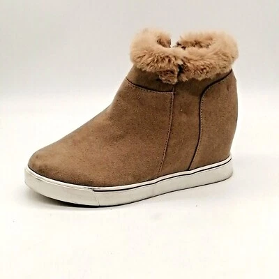Maurices Womens Taryn Ankle Bootie Tan Wedge Heel Side Zip Faux Fur Trim Sz 8 M - Image 1 of 4