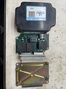96-97 Ford Mustang GT CCRM Constant Control Relay Module OEM F6SF12B577AA C - Picture 1 of 2