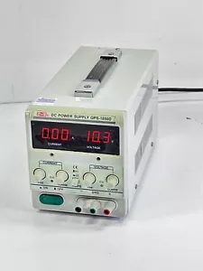Modelo GW Instek: Fuente de alimentación CC GPS-1850D. 0 - 18V 0 - 5A - Imagen 1 de 6