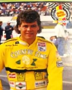 * MICHAEL WALTRIP Maxx Race Card Holly Farms 1990 Card #HF18 - Picture 1 of 7