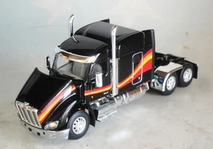 DCP BLACK RED PETERBILT 579 72 MID ROOF SLEEPER 1/64 60-1610 - Picture 1 of 1