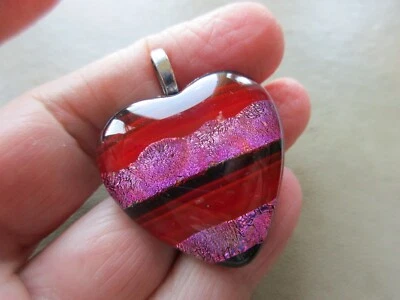 COLGANTE RETRO VINTAGE TONO PLATA ROSA ROJO RAYAS ARTE VIDRIO AMOR CORAZÓN LLAVERO ENCANTO Foto 1 de 3