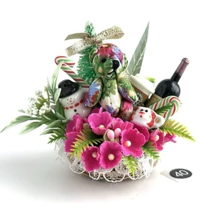 Handgefertigter Miniatur Weihnachtskorb Puppenhaus Dekor mit Geschenkbox 2-3 cm #40 - Bild 1 von 5