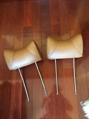 MERCEDES BENZ W113 280 230 250 SL PALOMINO TAN HEADREST 230SL 250SL 280SL  FIRM - Image 1 of 4