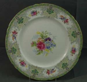 Shelley Georgian Dinner Plate Green Gold Trim 10 3/4" - Picture 1 of 5