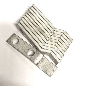 NVENT B102EEOL Lote/10 cada uno Nuevo Tacos de Cobre Desplazados 2 Agujeros 1/4" Grueso 1" Ancho - Imagen 1 de 2