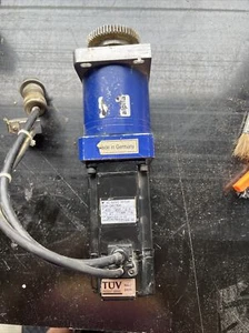 Servomotor de aire acondicionado Yaskawa sgm-04V3B4 - Imagen 1 de 6