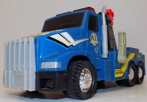 Matchbox Garage Tow Truck By Mattel in 2000 10 " long - Picture 1 of 14