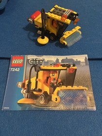 LEGO CITY: Road Sweeper (7242)