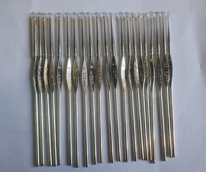 TULIP Fine Steel Gold Point Crochet Hook Lace Tatting Japan 21 pcs. Set - Picture 1 of 4