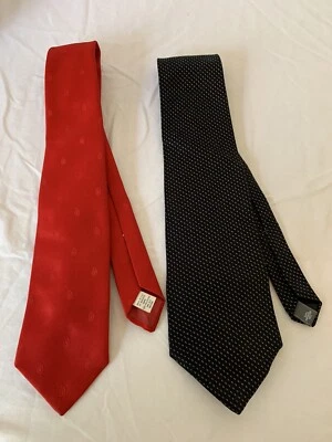 Set Of Two Men’s Fashion Neck Ties Lilly Dache And Zylos Gold - Image 1 of 4