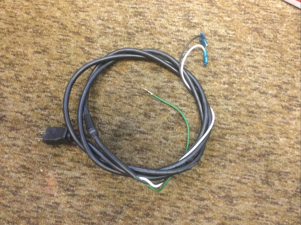 DeLonghi DD70PE DD45P Dehumidifier Power Cord - Image 1 of 1