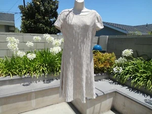 St. John Taupe/Beige Swivel Shimmer Sequin Short Sleeve Sparkly Dress Wmn 8 NWOT - Picture 1 of 12