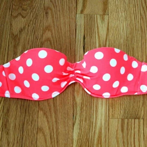 32A ❤️ TRAJE DE BAÑO VICTORIA'S SECRET ❤️BIKINI BANDEAU ❤️SIN TIRANTES VS TOP ❤️PUSH UP - Imagen 1 de 2