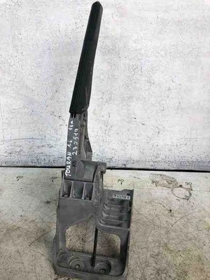 VW TOURAN 5T1 mécanisme de frein de stationnement 1t1711303k 1.60 diesel 2014 32119408 - Photo 1/3