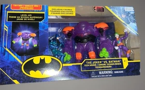 DC The Joker Vs Batman Action Figur Set Tech Armor 1st Edition Figur Neu in OVP - Bild 1 von 1