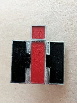 Camioneta International Scout II 1971-1980, Travelall, emblema guardabarros Travelette IH Foto 1 de 4