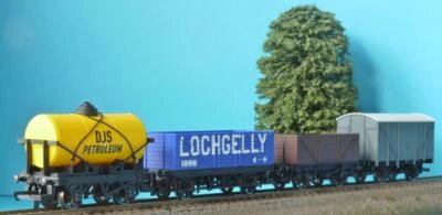 HORNBY WAGONS x4 from R1157 LOCHGELLY OPEN WAGON PLANK WAGON DJS TANK & VENT VAN - Image 1 of 4