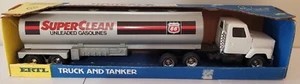 Ertl S Series IH Semi Tanker Philips 66 Gas NIB 1/25 - Picture 1 of 7