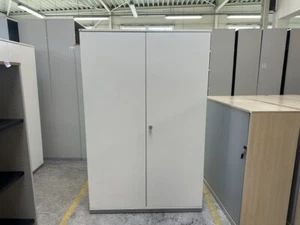 Sedus großer Gardereobenschrank 120cm weiß mit Spiegel - Bild 1 von 6