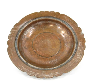 Bandeja martillada a mano vintage antigua de cobre estañada de Oriente Medio 8,25" Foto 1 de 4