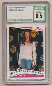 2005-06 Topps primera edición #251 Shannon Elizabeth RC CSG 8,5 - Imagen 1 de 2