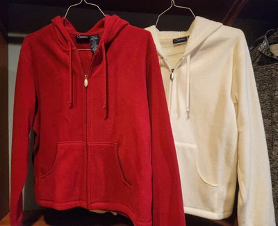 Par de sudaderas con capucha y cremallera completa de vellón Catalina para mujer talla grande Foto 1 de 4