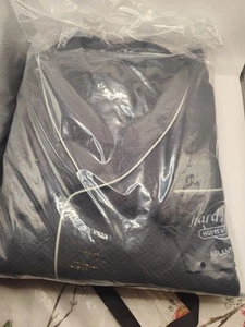 Hard Rock Hotel & Casino Navy Robe Bath Spa Atlantic City NJ Waffle NEW One Size - Picture 1 of 2