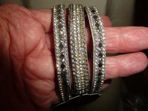 PAPARAZZI GRAY LEATHER ? 1"W 3 ROWS SILVER TONE CHAINS RHINESTONE BRACELET #27/9 - Bild 1 von 6