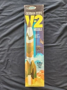 Estes Maxi Brute V-2 Vintage Model Rocket Kit #1267 - Picture 1 of 2