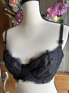 Victoria's Secret Black Lace Underwire Dream Angels Unlined Bra 36D - Picture 1 of 11