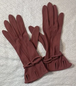 Vintage Kayser Gloves Size 6-1/2 Burgundy Color - Wrist Ties - Picture 1 of 7