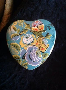 BRIGHTON Heart Shaped Collectible Flower Pop Art Trinket Box Tin - Picture 1 of 6