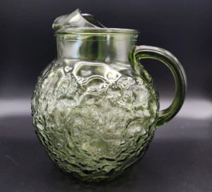 Anchor Hocking Avocado/Olive Crinkle/Wave Green Glass Pitcher MCM Vintage - Picture 1 of 5