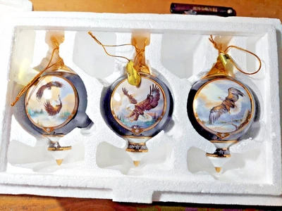 Bradford American Eagle 1999 adornos de porcelana paquete de 3 Foto 1 de 3