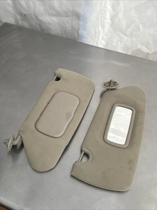 2001-2007 Dodge Grand Caravan Driver & Passenger Side Sun Visor Pair Set - Picture 1 of 2
