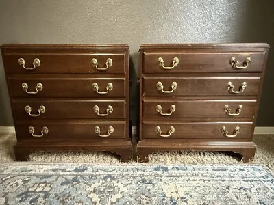 Пара прикроватных тумбочек Ethan Allen Georgian Court комплект из 4 латунных ящиков - Изображение 1 из 4