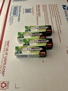 Brand NEW Genuine Authentic DENSO 4702 Iridium TT Spark Plugs IK20TT (4 Pack) - Picture 1 of 2