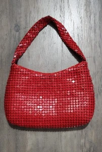 Cartera/bolso de mano de malla metálica Chevron rojo vintage Elisabeth Arden - Imagen 1 de 5