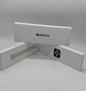 Apple Watch SE (2022) 44mm Cellular Starlight Aluminum Sport Band, M/L [0905] - Photo 1 sur 2