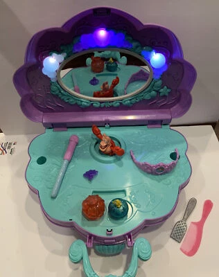 Tocador de mesa portátil Disney Princesa Ariel Música y luces. Jakks Pacific Foto 1 de 4