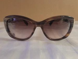 🔥Valentino Sunglasses For Women Sun V649S (236) Authentic + case - Picture 1 of 6