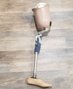 Ottobock 3R62 OTTO BOCK Prosthetic Leg Pheon LEFT Knee & FOOT Above Knee Amputee - Picture 1 of 12
