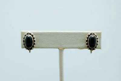 STERLING SILVER OVAL SCREW BACK BLACK STONE EARRINGS  #FMI009 - Image 1 of 3